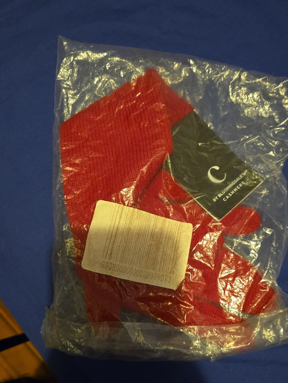 RED GLOVES NEW NOT OPENED